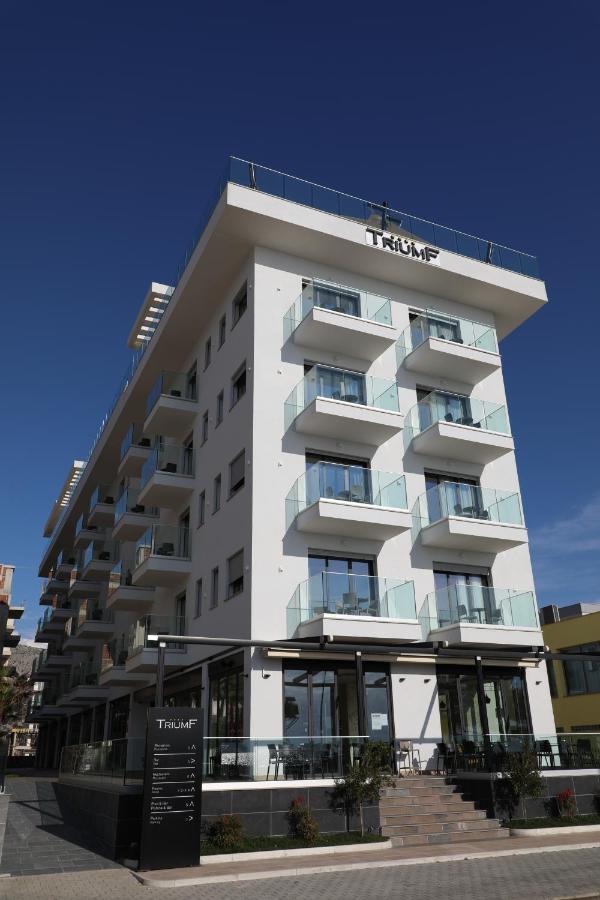Hotel Triumf Shengjin Exterior photo