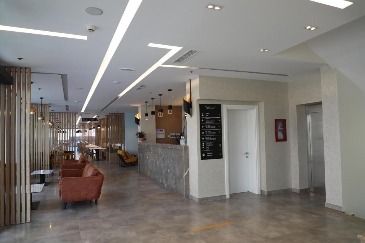Hotel Triumf Shengjin Exterior photo